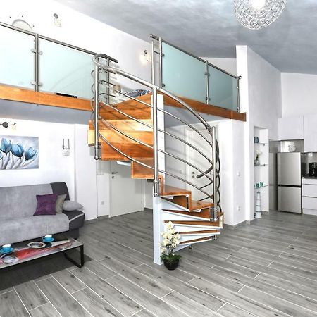 Apartman Kristian Trogir Buitenkant foto
