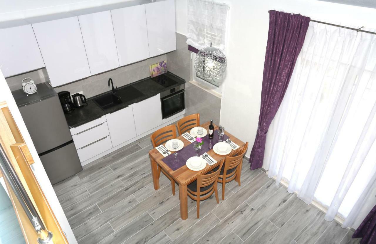 Apartman Kristian Trogir Buitenkant foto