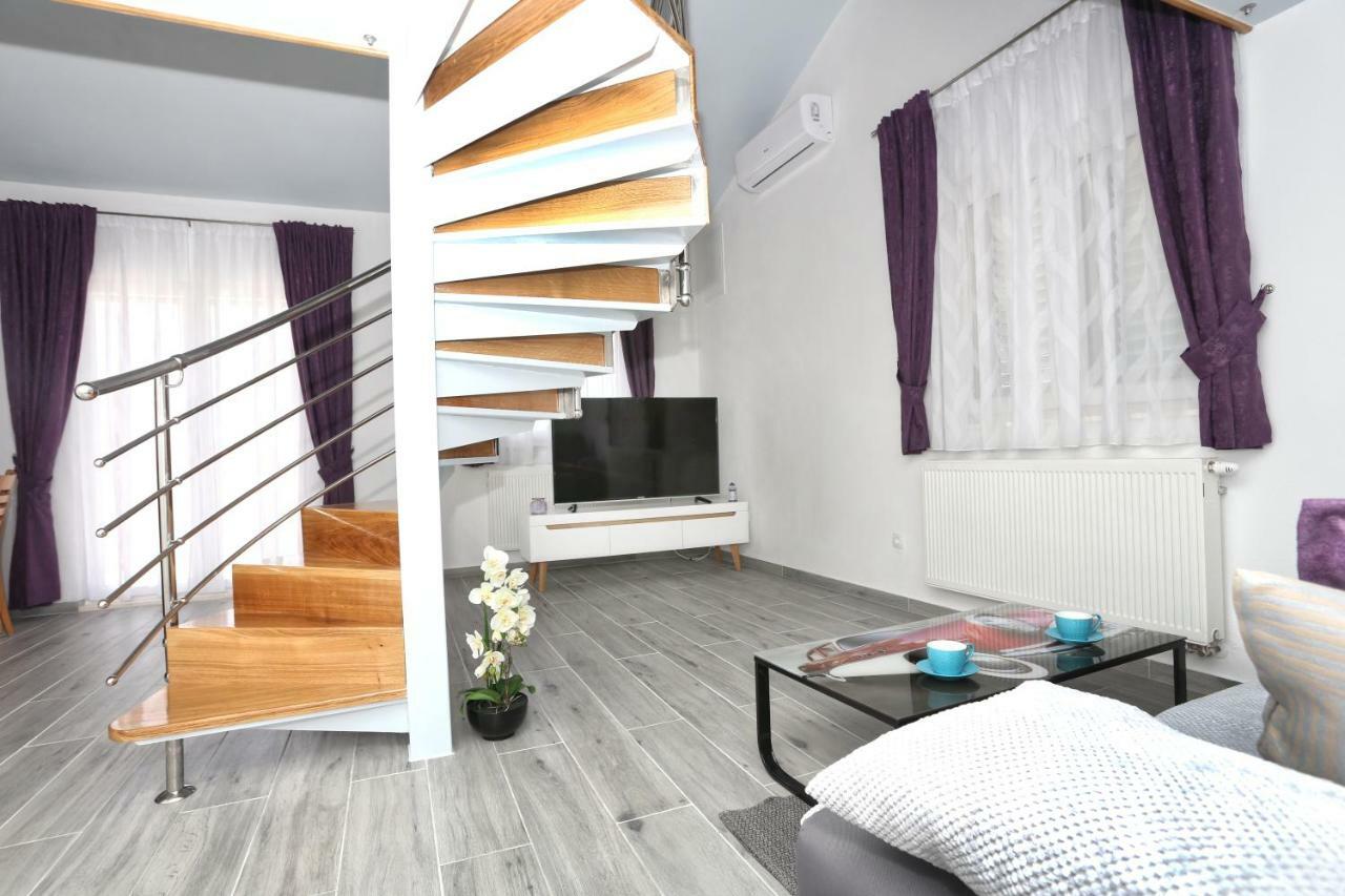 Apartman Kristian Trogir Buitenkant foto