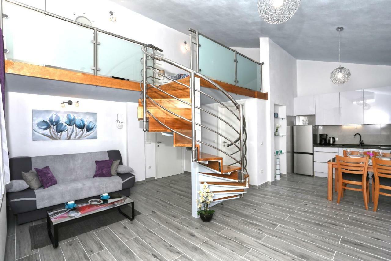 Apartman Kristian Trogir Buitenkant foto